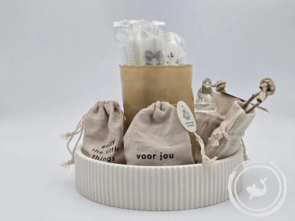 INTERIEURDINGETJES Ronde diepe Ribbelschaal van eco-resin handgemaakt & duurzaam