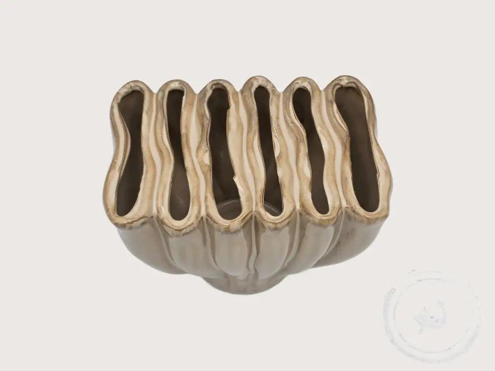 Countryfield Vaas Baron Bowe Beige – speels en stijlvol