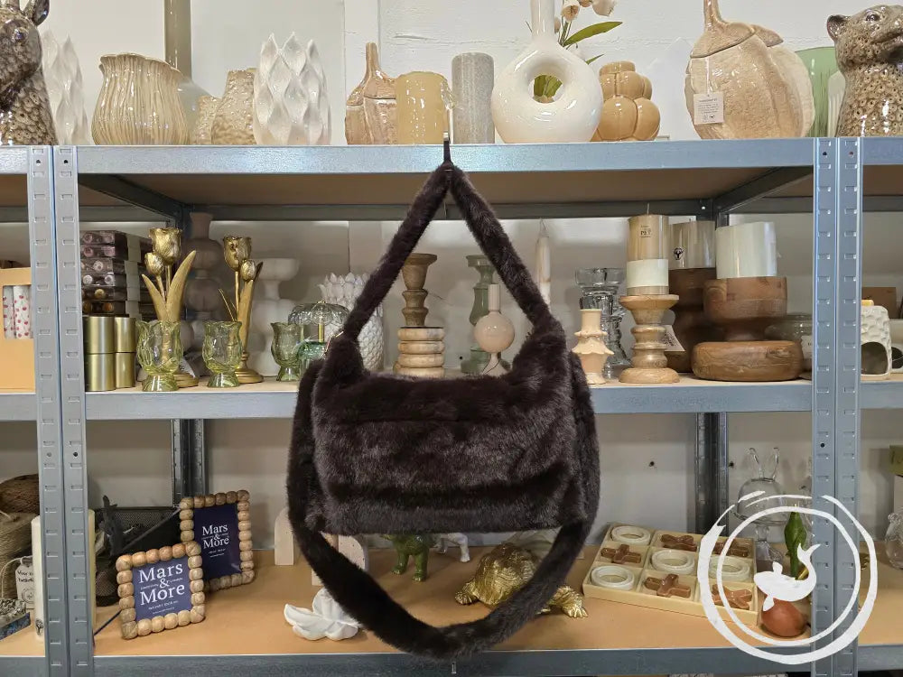 INTERIEURDINGETJES Bruine Faux Fur Handtas