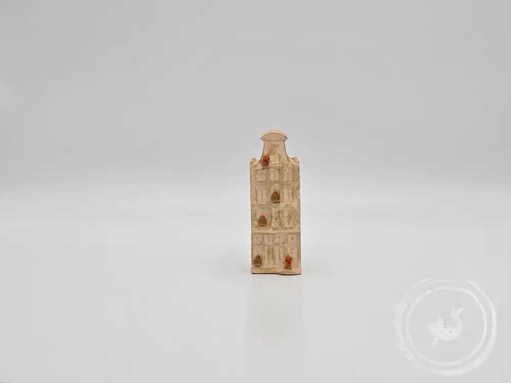 Interieurdingetjes By Ac&P Gingerbread Facade M Klokgevel