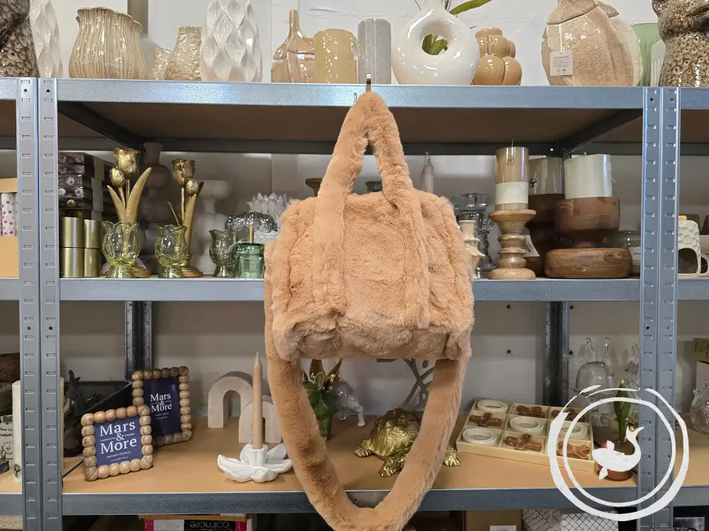 INTERIEURDINGETJES Faux Fur Handtas – Zwart of Cognac
