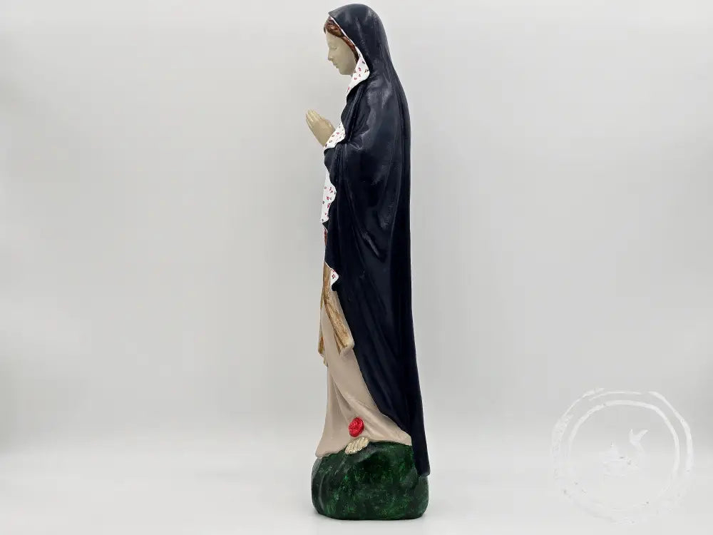 INTERIEURDINGETJES Mariabeeld met Rode Bloempjes