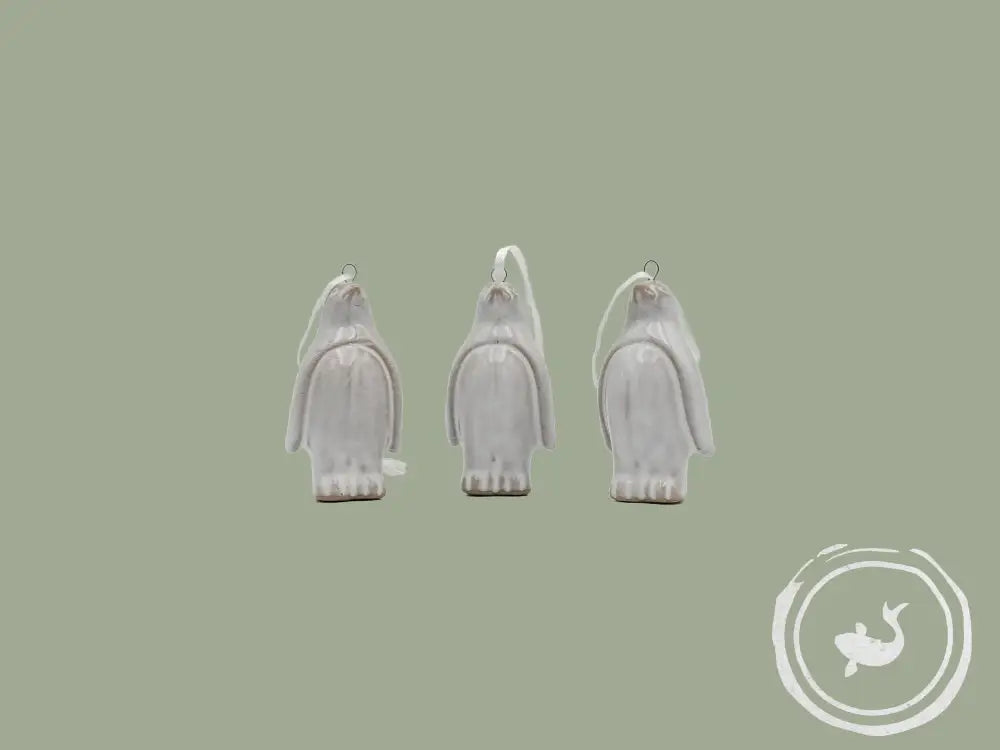INTERIEURDINGETJES Pinguïn hanger – keramieken ornament met guitige blik
